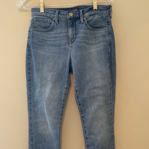 NYDJ AMI SKINNY Jeans Raw Hem Cuffed Size 2 - Light Wash - Picture 4 of 10
